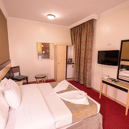 شقق مفروشة واسعة متكاملة La Mecque Extérieur photo