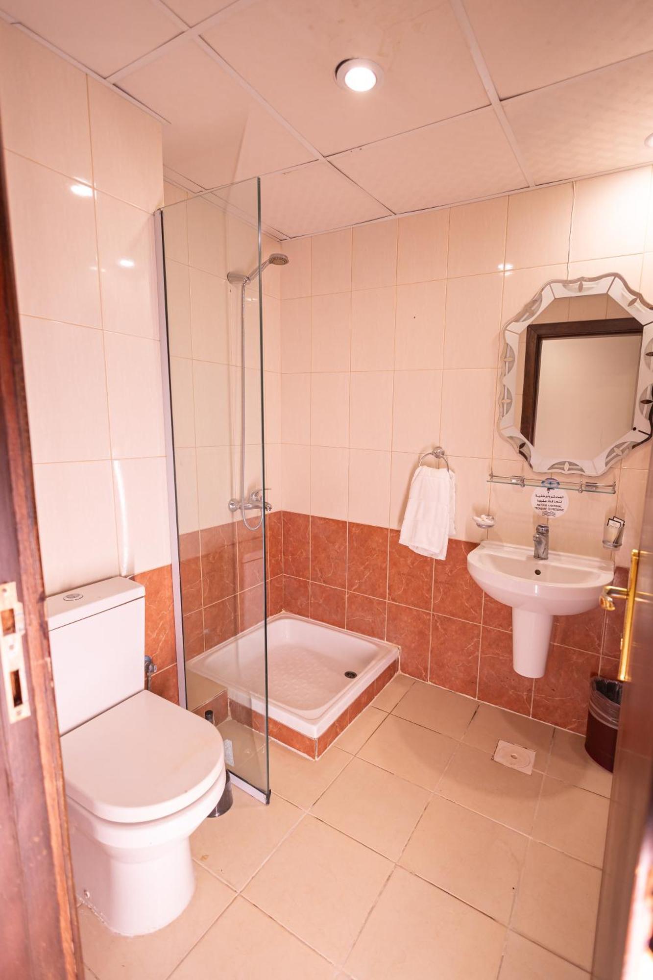 شقق مفروشة واسعة متكاملة La Mecque Extérieur photo